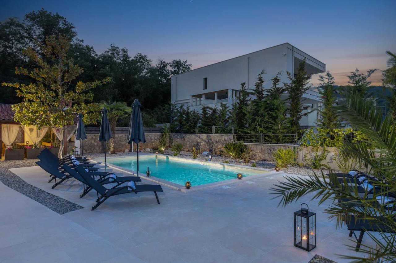 Ičići Villa Adriatic, Apartment Rebecca With Heated Swimming Pool, Sew View, Childrens Playground מראה חיצוני תמונה