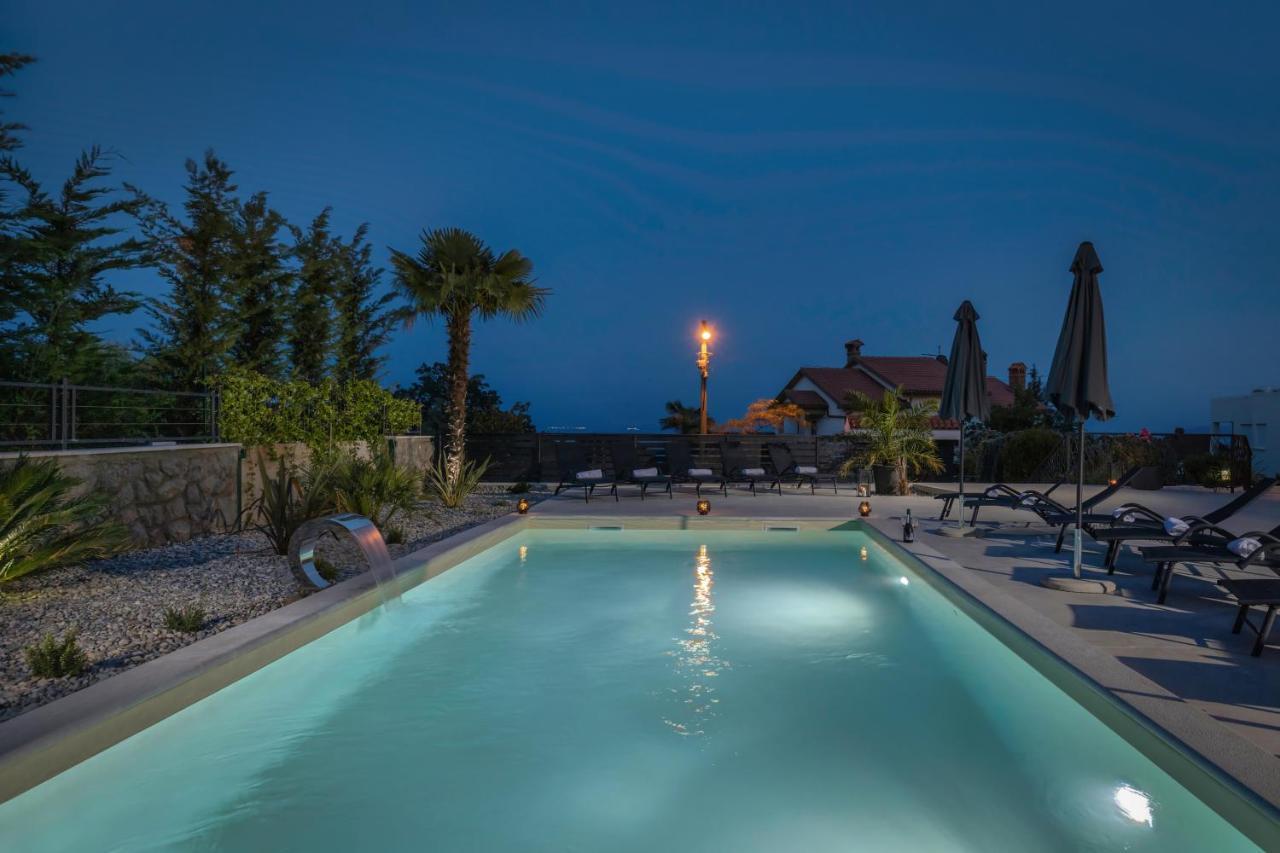 Ičići Villa Adriatic, Apartment Rebecca With Heated Swimming Pool, Sew View, Childrens Playground מראה חיצוני תמונה